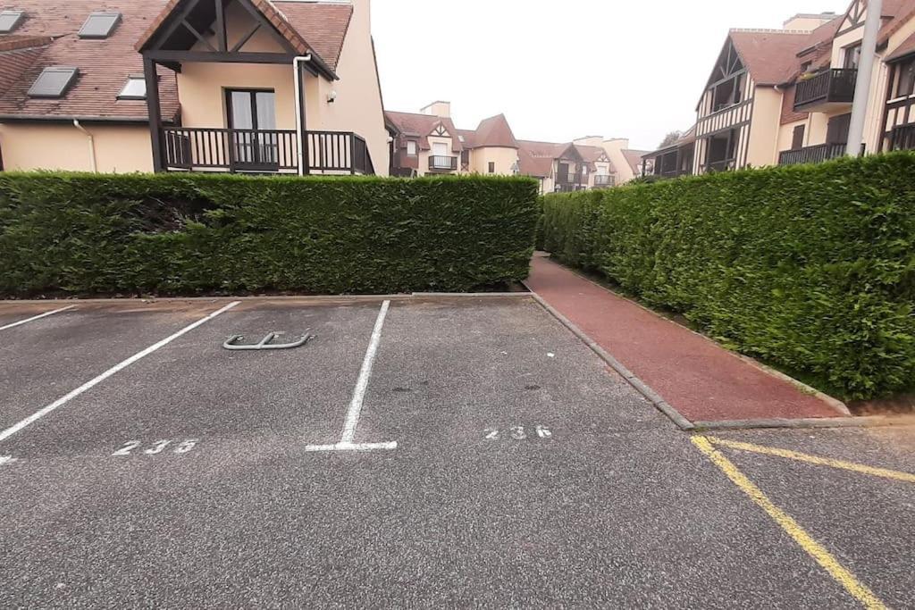Stigi, duplex de standing à 100m de la mer Ouistreham Eksteriør bilde